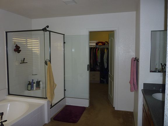 5th image of 1334 Riverview Ave