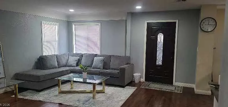2200 S 6th St — Photo 3