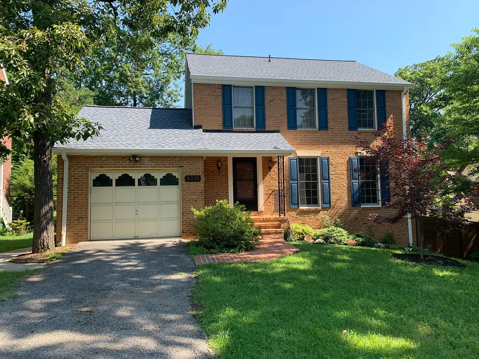 3 bed, 2.5 bath, 2000 sqft, $3,000 — Photo 1