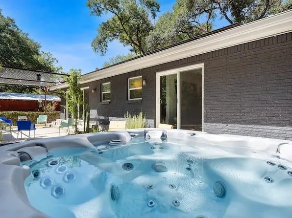1804 Wildrose Dr, Austin, TX 78721