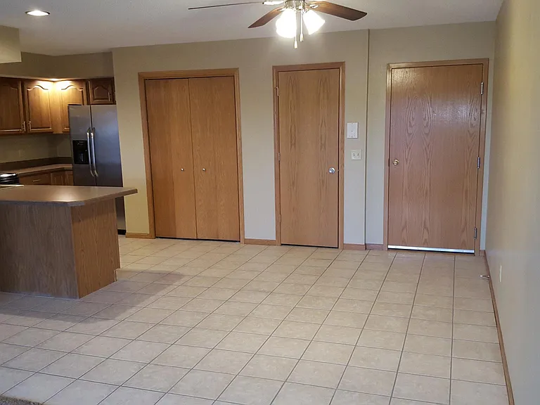 1607 Wingate Dr #6 — Photo 7