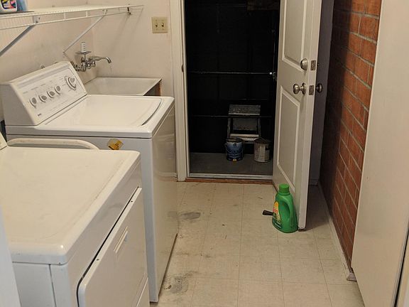 5th image of 6264 Rose St