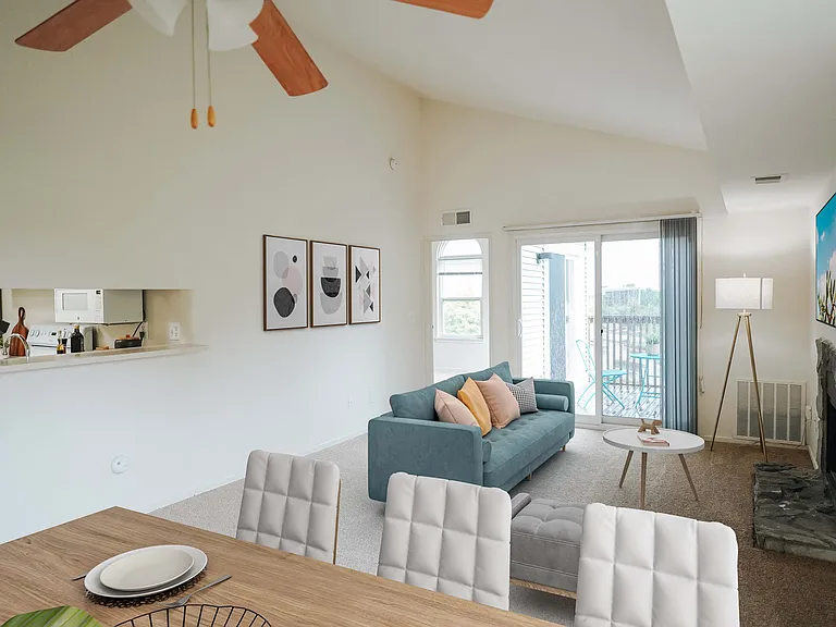 2396 Leslie Cir — Photo 46