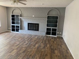 111 Kruger Rd, Aubrey, TX 76227