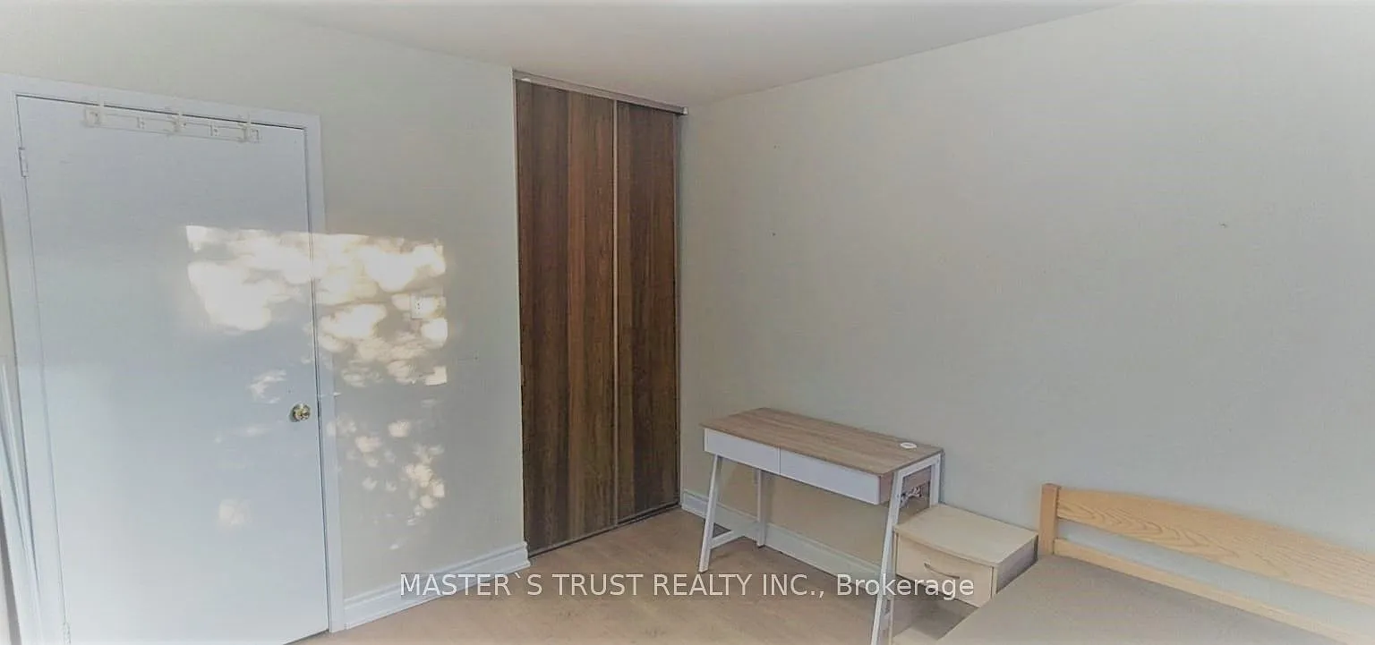 1 bed, $900 — Photo 2