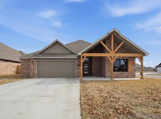 10893 S 277th East Ave, Coweta, OK 74429