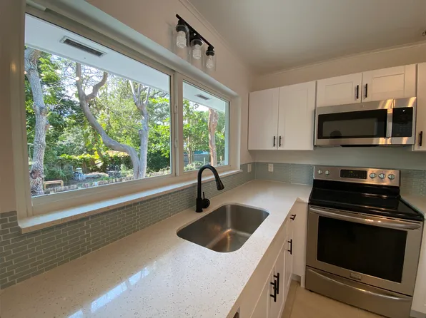 220 Johnston Rd #B, Islamorada, FL 33036