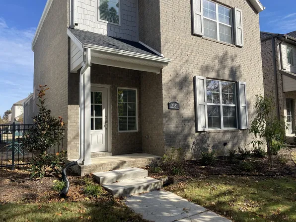 2351 E Amherst Aly, Fayetteville, AR 72703