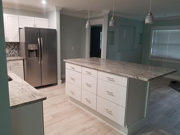 3rd image of 3710 Alden Way