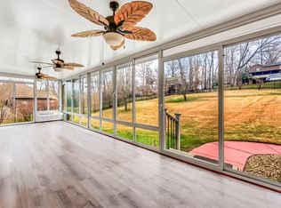 453 Stonemeadow Rd, Clarksville, TN 37043