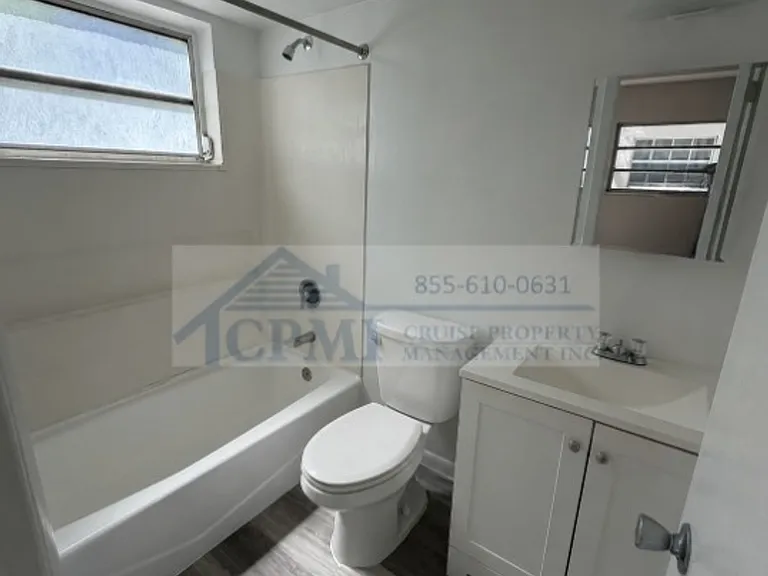 610 NE 1st Ave Ft. Lauderdale, FL 33304 — Photo 12