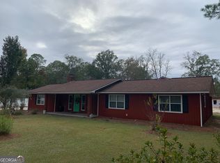 140 Joey Ln, Baxley, GA 31513