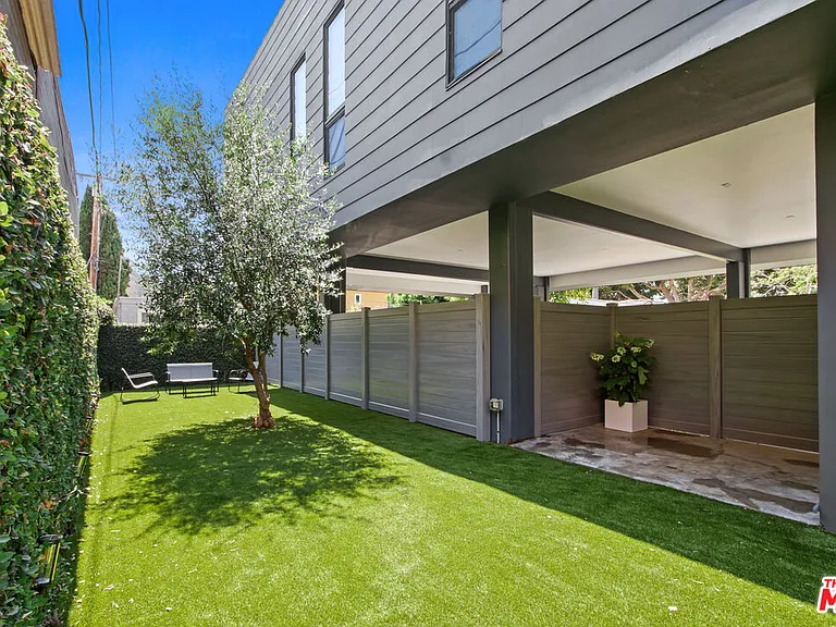 4262 Lincoln Ave — Photo 14