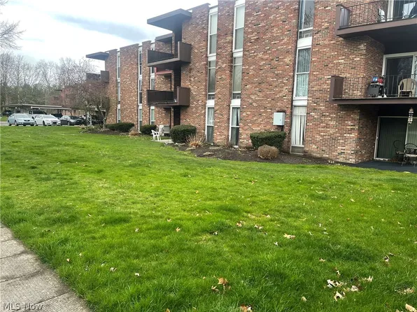 2960 N River Rd NE, Warren, OH 44483