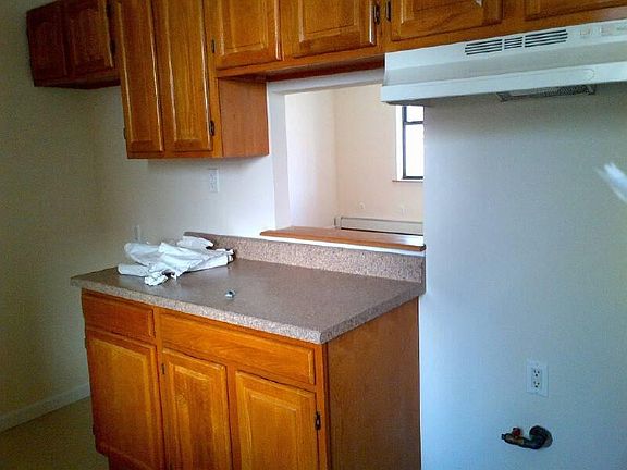 3rd image of 10720 Guy R Brewer Blvd Floor 2