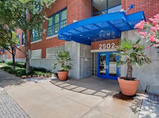 2502 Live Oak St APT 322, Dallas, TX 75204