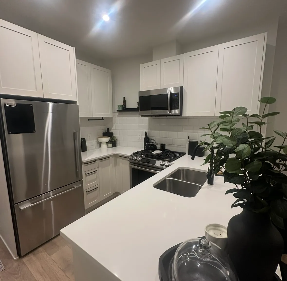 2 bed, 754 sqft, $2,295 — Photo 1