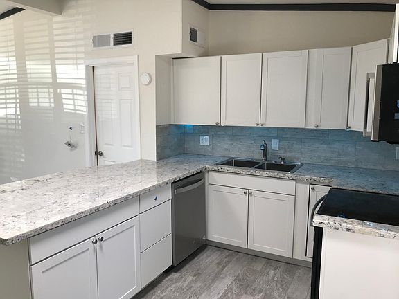 Open floor plan kitchen