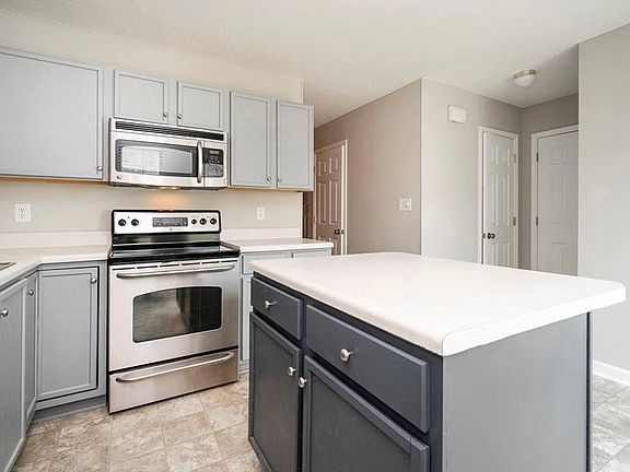5th image of 1133 Oak Blossom Way