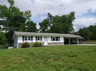 518 Carson Springs Rd, Newport, TN 37821