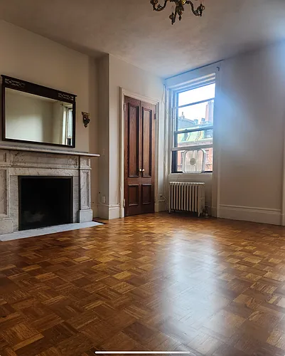 25 Marlborough St #2R Photo 1