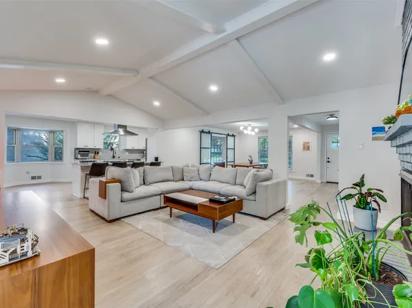 7738 La Manga Dr, Dallas, TX 75248