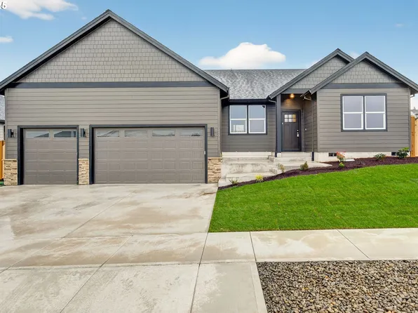 3301 NE Justus Ave #73, Estacada, OR 97023