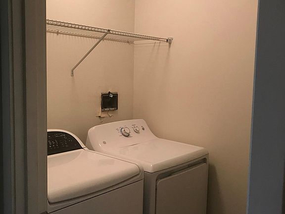 5th image of 5507 NE 74th Ave