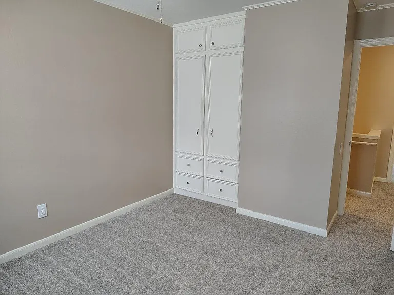 2823 Whitman Dr — Photo 27