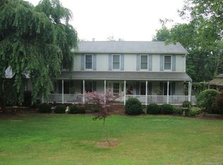 96 Rutgers Creek Rd, Pt Jervis, NY 12771