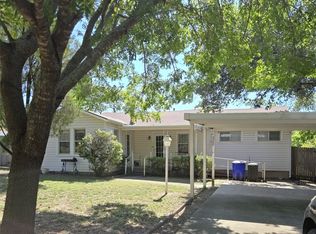 208 Marquette Ave, Azle, TX 76020