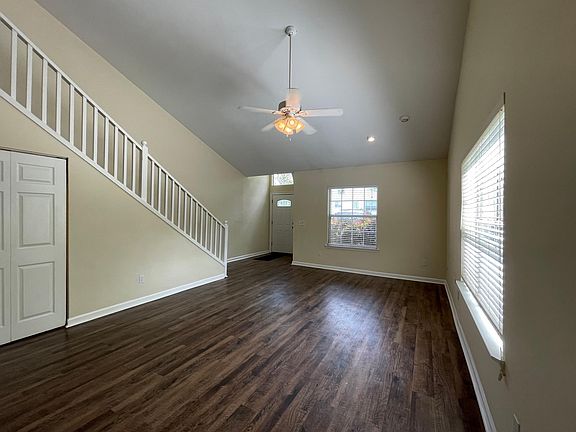 4th image of 2441 Silver Palm Ln