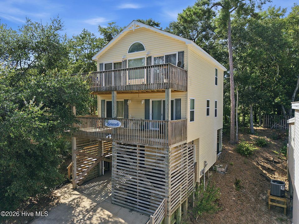 1st image of 313 Sir Chandler Drive