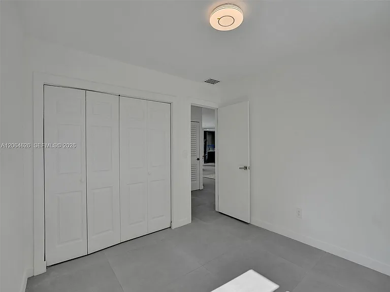 2380 NE 184th Ter — Photo 45