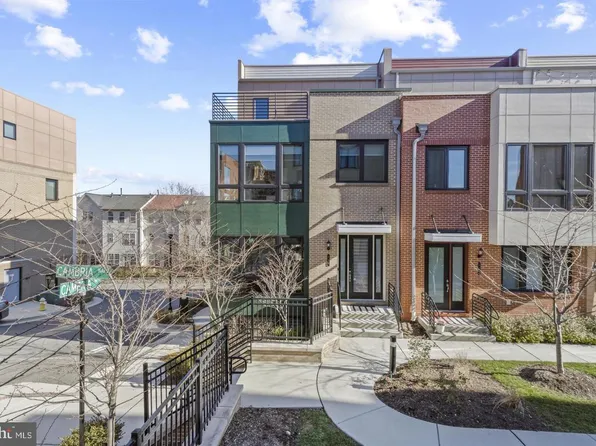 120 Cambria Walk, Alexandria, VA 22304