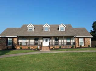 124 Lake Valley Rd, Hendersonville, TN 37075