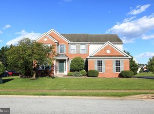 17 Hummingbird Ln, Newark, DE 19711