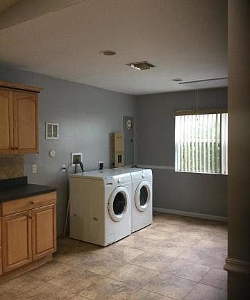 3rd image of 418 57th St