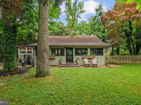 1740 Quantico Rd, Edgewater, MD 21037