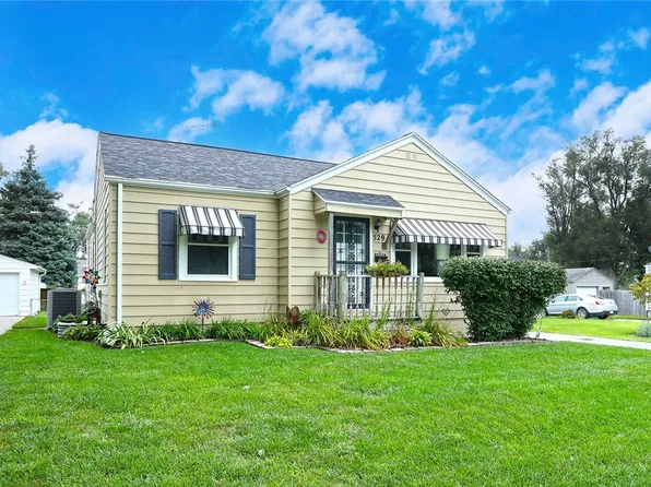 529 11th St, West Des Moines, IA 50265