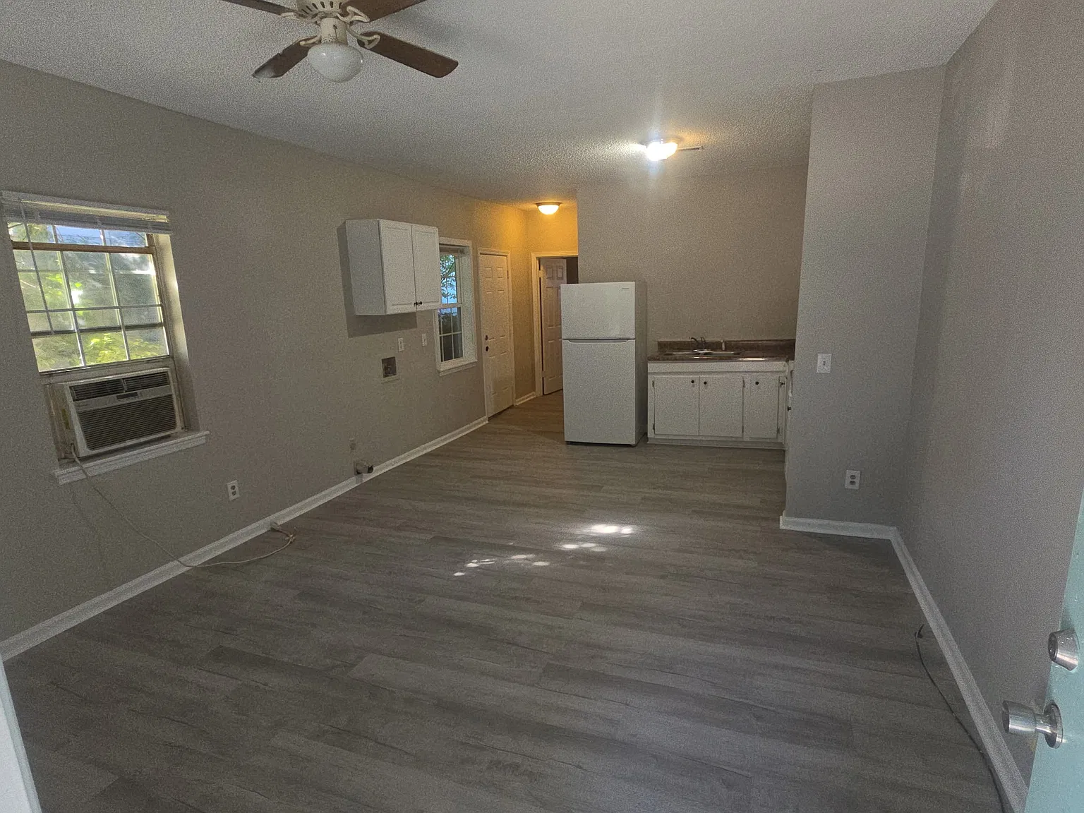 1 bed, 600 sqft, $800 — Photo 2