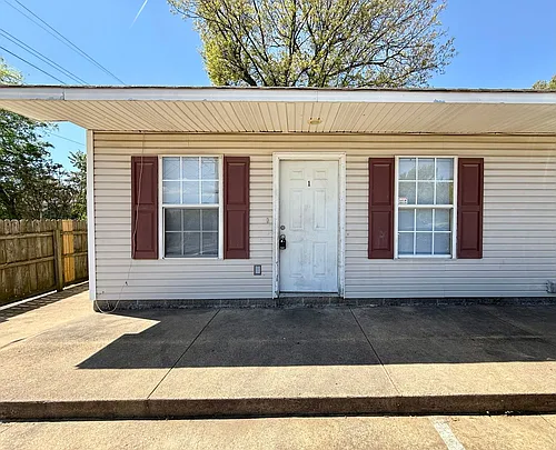 920 Belt St Photo 1