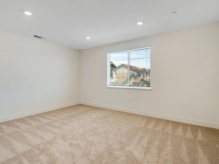 3363 Apollo Ct — Photo 21