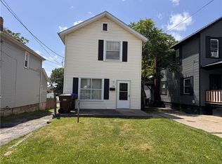 231 Jefferson Ave, Sharon, PA 16146