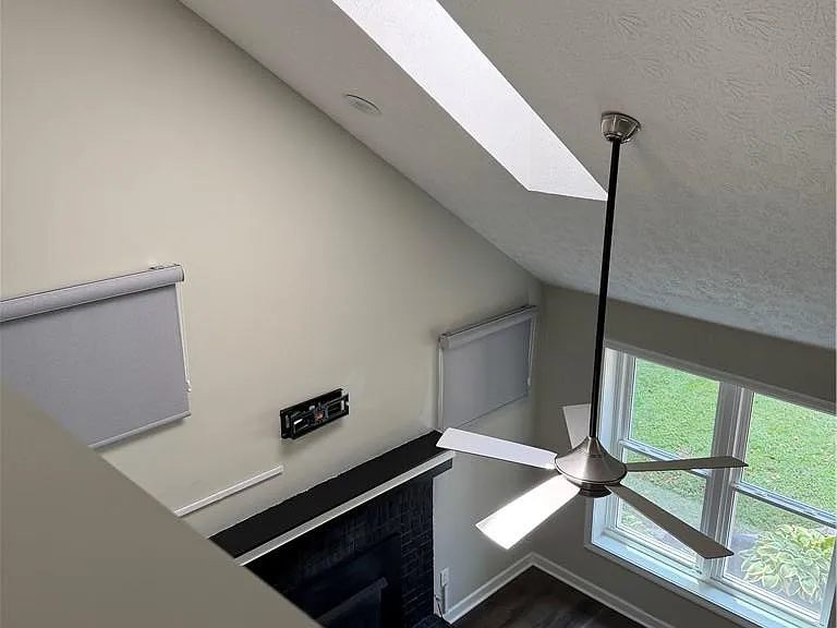 4345 Frontenac Dr — Photo 26