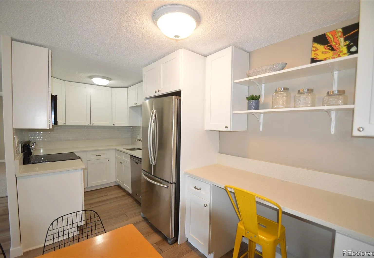 2 bed, 936 sqft, $1,750 — Photo 3