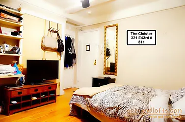 Sold by aptsandlofts.com