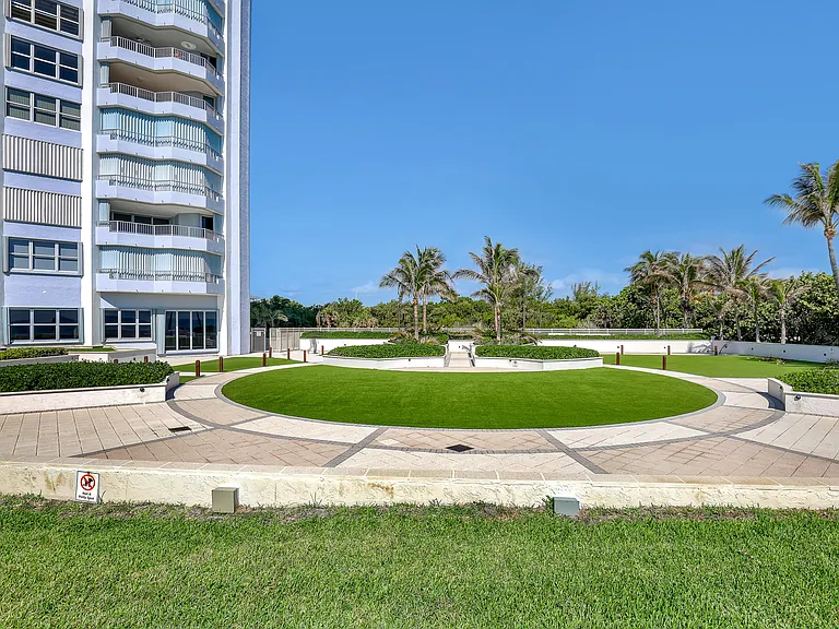 5200 N Ocean Dr #1902 — Photo 89