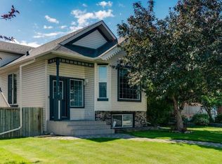 279 Covehaven Vw NE, Calgary, AB T3K 5S4
