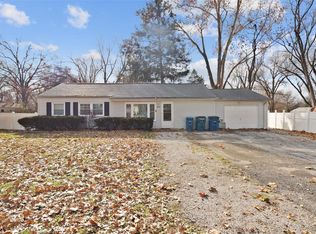 1506 Sunnymead Ct, Saint Louis, MO 63138